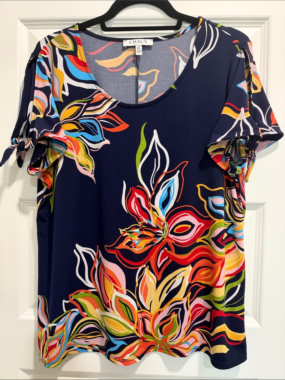 Chaus Navy Multicolor Floral Short Sleeve Top